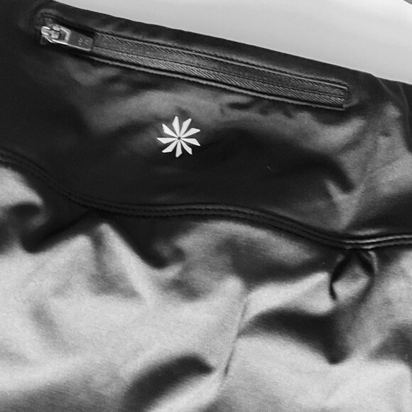 ATHLETA Women's Athletic Skort/Legging Workout Pant EUC Size S - Picture 2 of 7